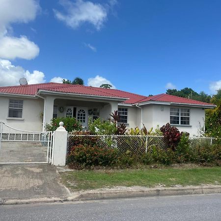 Chandler Homestay Сент-Филип Экстерьер фото