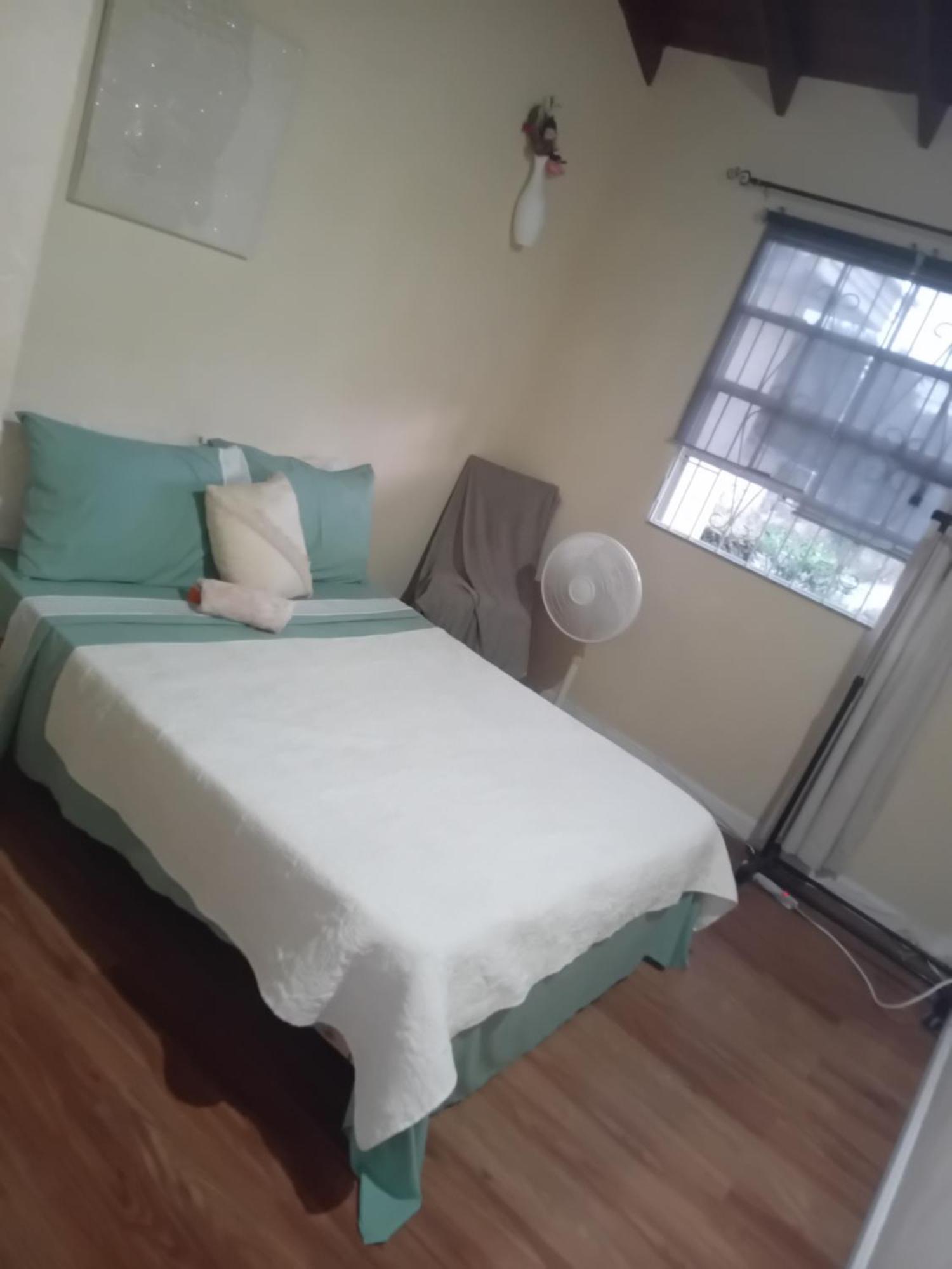 Chandler Homestay Сент-Филип Номер фото